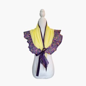 Mantoncillo de Tela Amarilla con Faralaos Florales y Lazo Morado