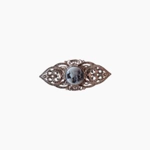 Broche Plateado con Camafeo