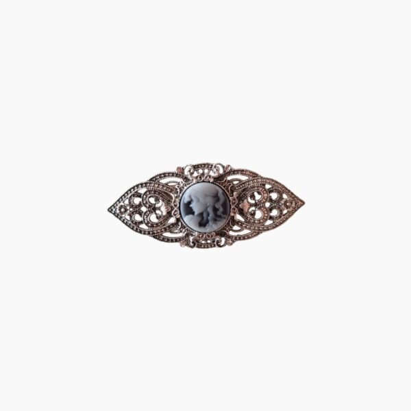 Broche Plateado con Camafeo